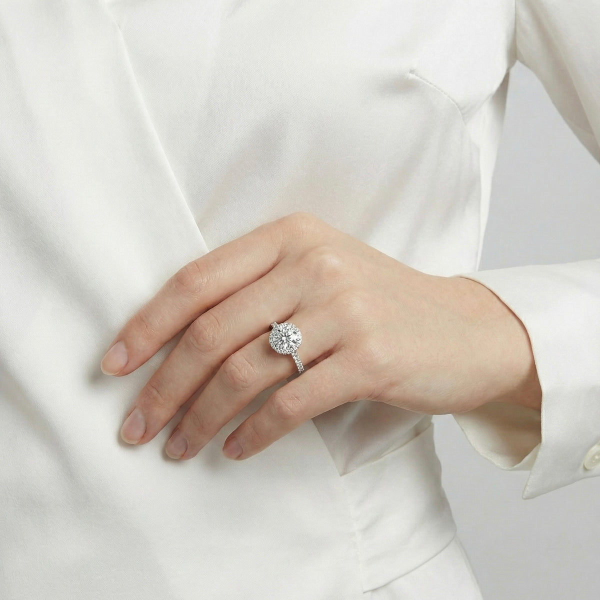 Classic Round Halo Pavé Lab-Grown Diamond Engagement Ring in 14k White Gold